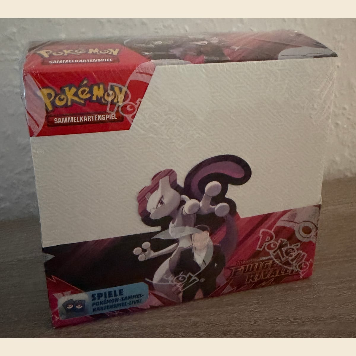 Karmesin & Purpur: Ewige Rivalen Booster-Display (36 Booster) – Vorderseite